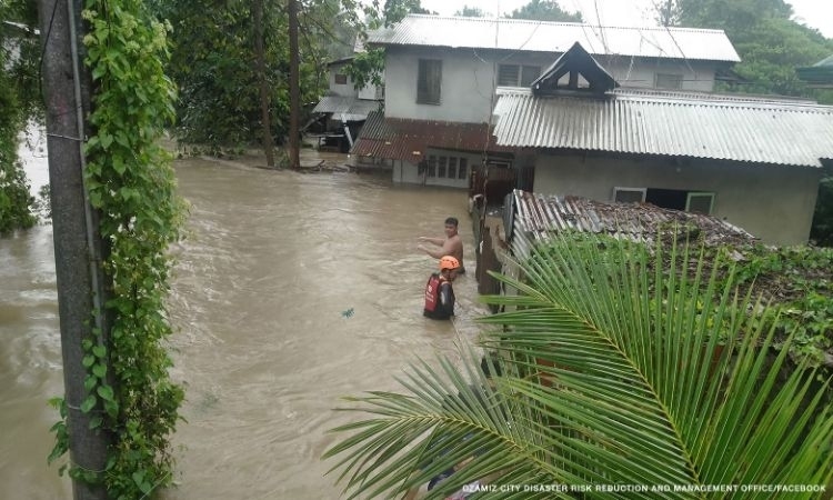 Ngập lụt nghiêm trọng tại Philippines khiến hơn 45.000 người phải sơ tán